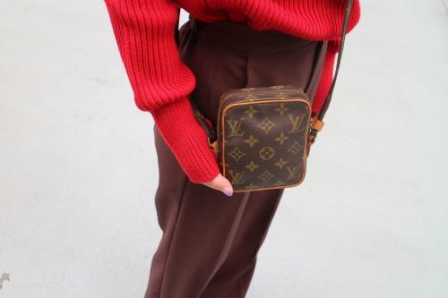 ルイ ヴィトン　のショルダーバッグ