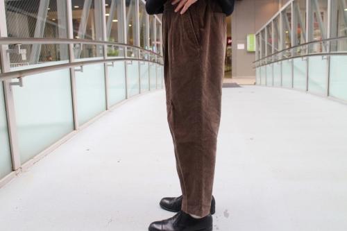ハカマコーデュロイパンツのブラウン