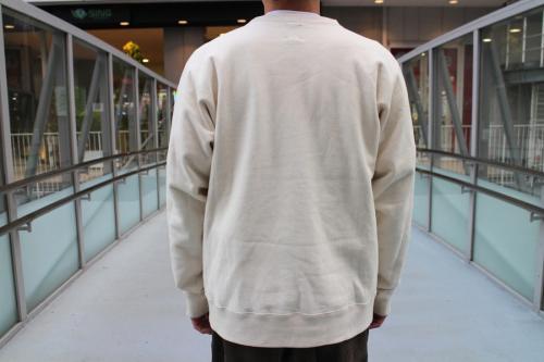 バトナーのクルーネックスウェット