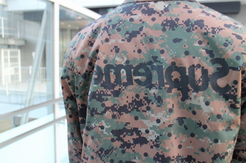 コラボ・別注アイテムのSupreme×CDG SHIRT