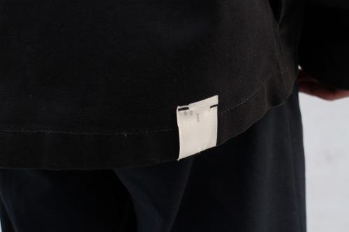 カバーオールのブラック