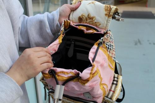 スカーフプリントナイロンバッグパックの2018AW