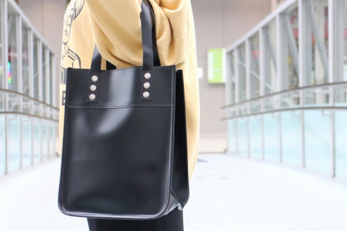 ドメスティックブランドのtricot COMME des GARCONS