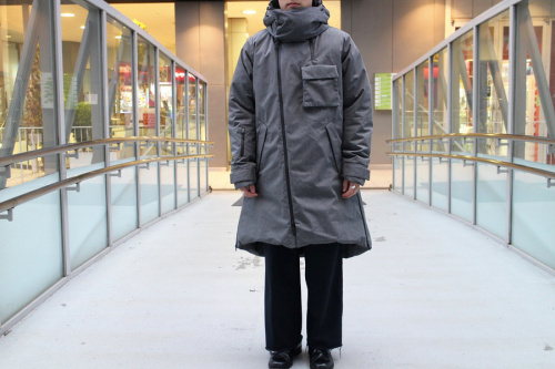 キャリアファッションのSNOW