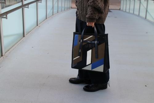 フルラのメッシュトートバッグ