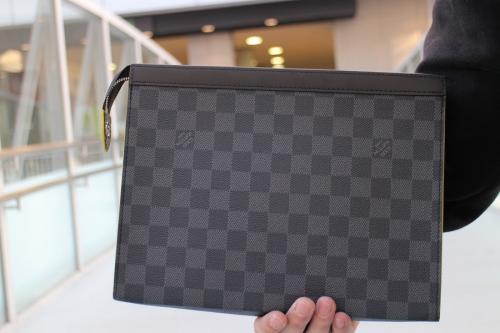 LOUIS VUITTON 　のルイ ヴィトン　