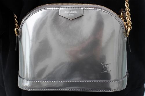 LOUIS VUITTONのルイ ヴィトン　