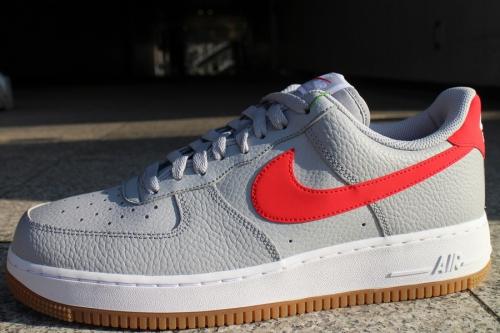 AIR FORCE 1のWOLF GREY