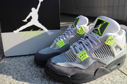 スニーカーのNIKE