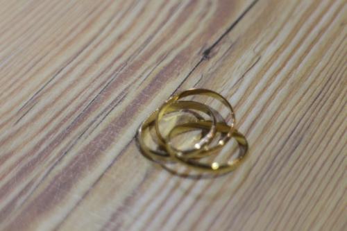 ヴィンテージトリニティリングの750刻印