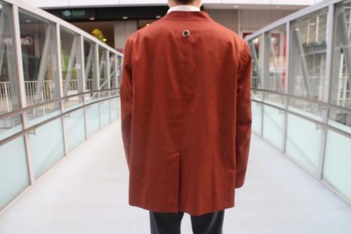 オマール アフリディのテーラードジャケット