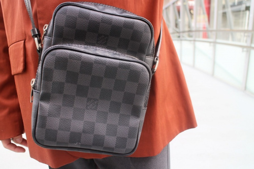 ラグジュアリーブランドのLOUIS VUITTON 　