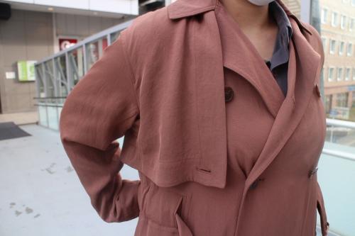 アクネストゥディオズのオリシアツイルトレンチコート