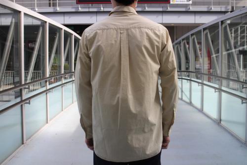 スタジオニコルソンのキュービックシャツ