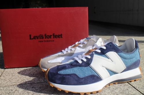 コラボ・別注アイテムのNEW BALANCE x LEVIS