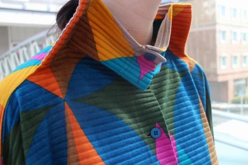 ドルマンプリーツシャツのマルチカラー