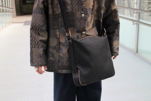 セリーヌのマカダムナイロンショルダーバッグ