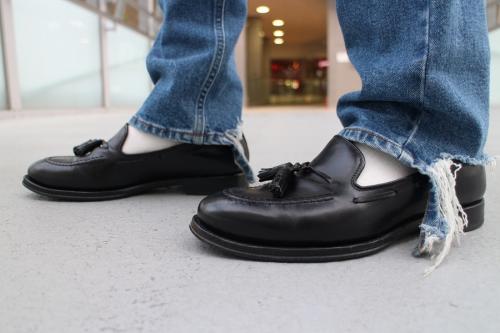 カットオフデニムパンツのインディゴ