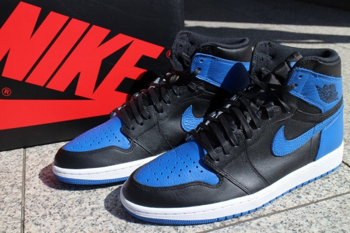 スニーカーのNIKE