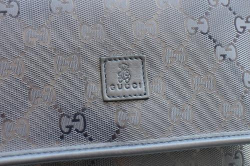 グッチのGGインプリメショルダーバッグ