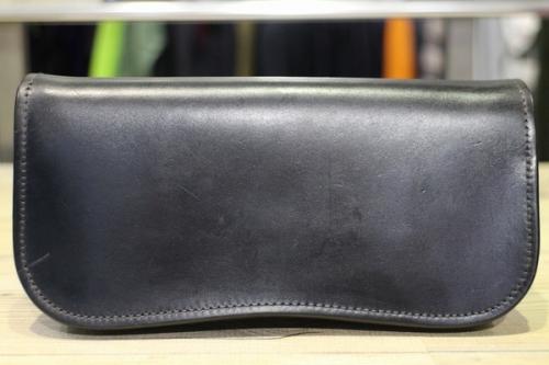 ラストクロップスのコードバンレザーウォレット