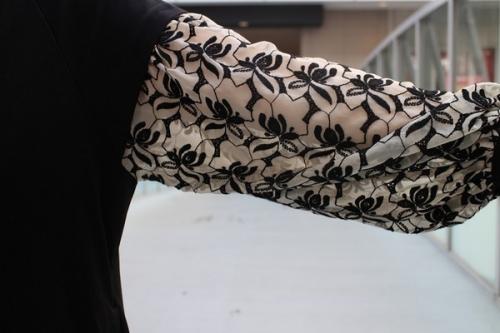 クラネのフラワーレースミックスワンピース