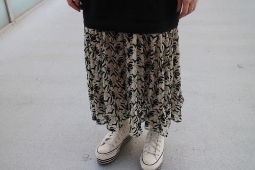 フラワーレースミックスワンピースのグレー×ブラック