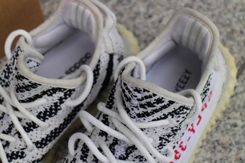 adidasのアディダス