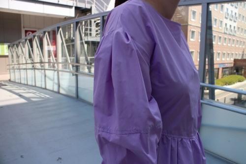 エレンディークのウエストギャザータックスリーブワンピース