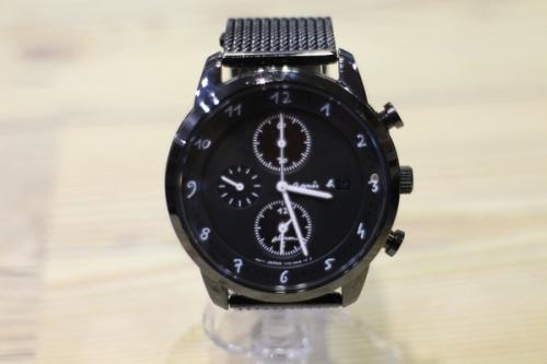 アニエスベーのリストウォッチ