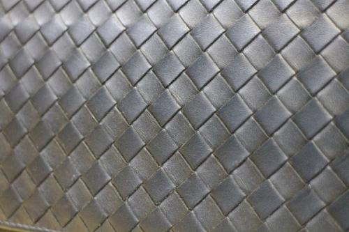 イントレチャート長財布のブラック