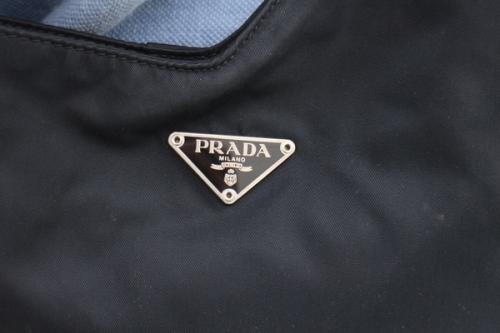 PRADAのプラダ