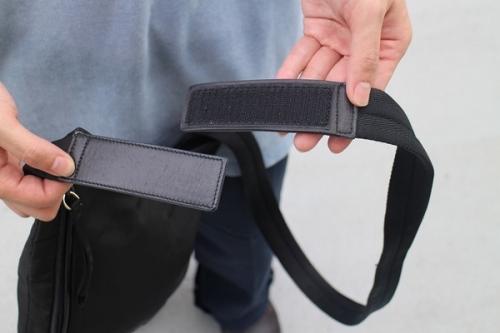 プラダのナイロンショルダーバッグ