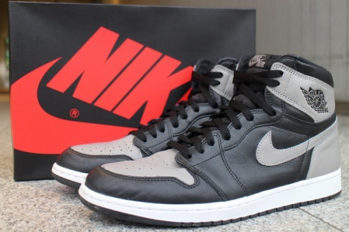 スニーカーのNIKE