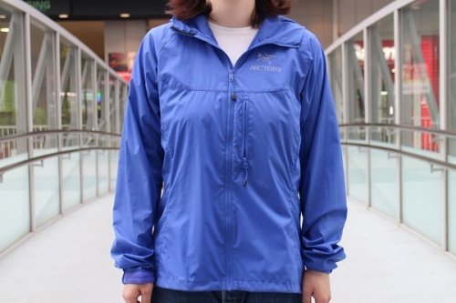 アウトドアブランドのARC'TERYX