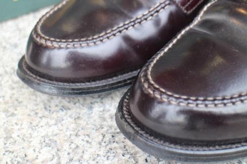 オールデンのコードバンペニーローファー