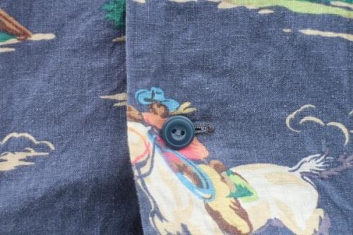 総柄シャツのネイビー