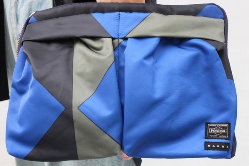 コラボ・別注アイテムのPORTER×MARNI