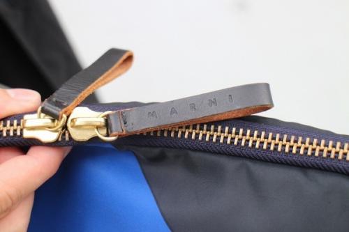 ブルー×ブラック