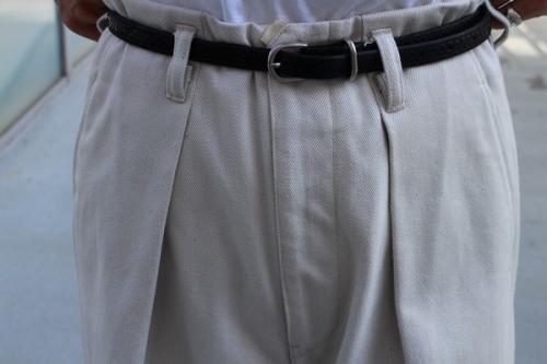 サバイのタックバギーパンツ