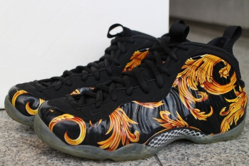 コラボ・別注アイテムのNIKE×Supreme