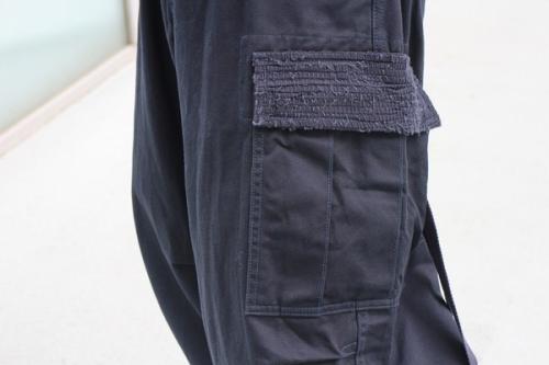 裂き織カーゴパンツのネイビー