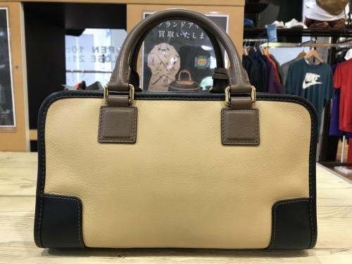 アマソナ28のハンドバッグ