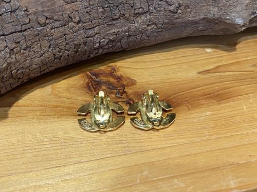 シャネルのココマークイヤリング