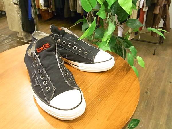 入手困難の激レアスリッポンを入荷！CONVERSE（コンバース）×JOHN