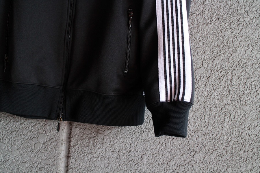 BEAMS（ビームス）の「○NEEDLES × BEAMS / 別注 クルーネック