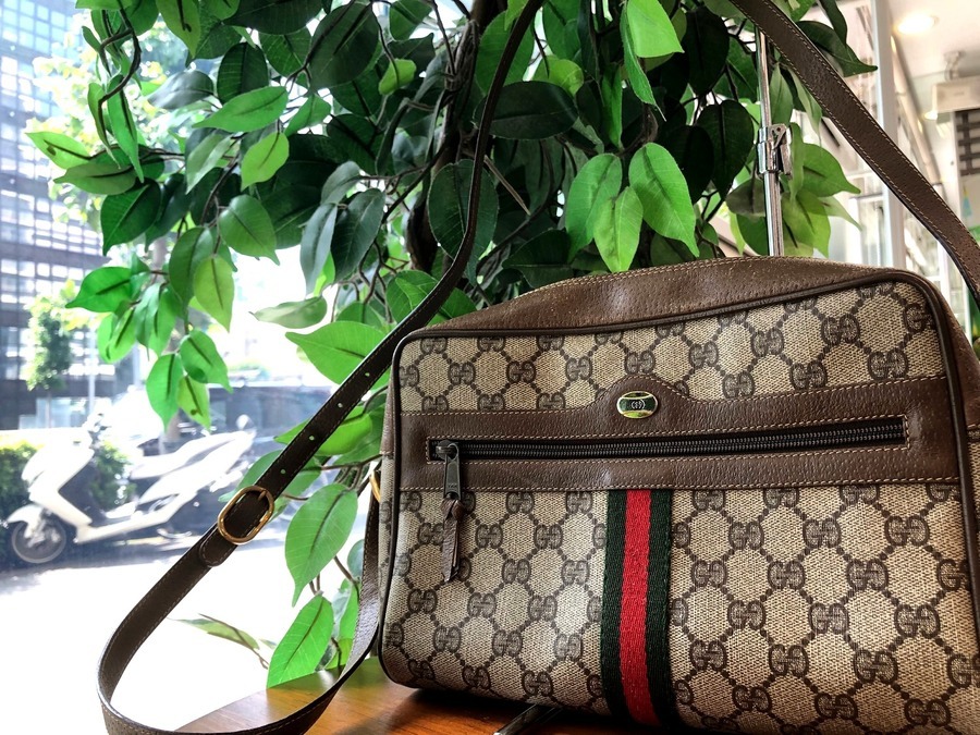 ＧＵＣＣＩ　グッチ　オールドグッチ　シェリーライン　ＧＵＣＣＩ　ショルダーバッグカラーベージュ