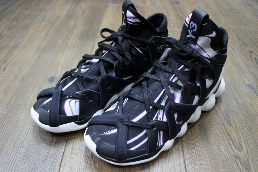 Y-3(ワイスリー)からKYUJO HIGH２足入荷しました！[2019.09.22発行]