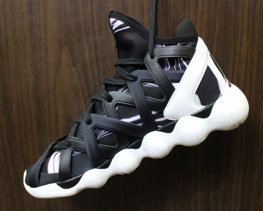 Y-3 KYUJO high ワイスリー　スニーカー　27cw Y-3（ワイスリー）の「メンズ ワイスリー キュージョ ハイ Y-3
