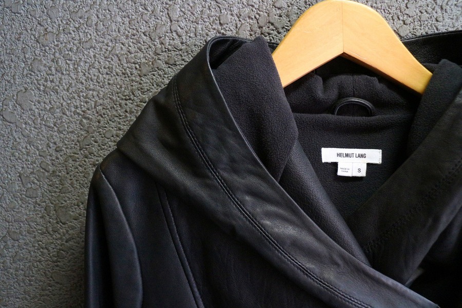 HELMUT LANG（ヘルムートラング）からレザーフーデッド